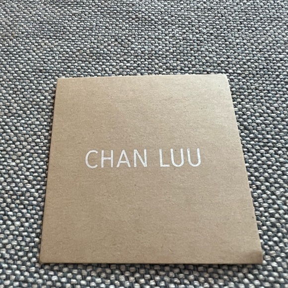 Chan Luu handcrafted beaded necklace - Picture 3 of 4